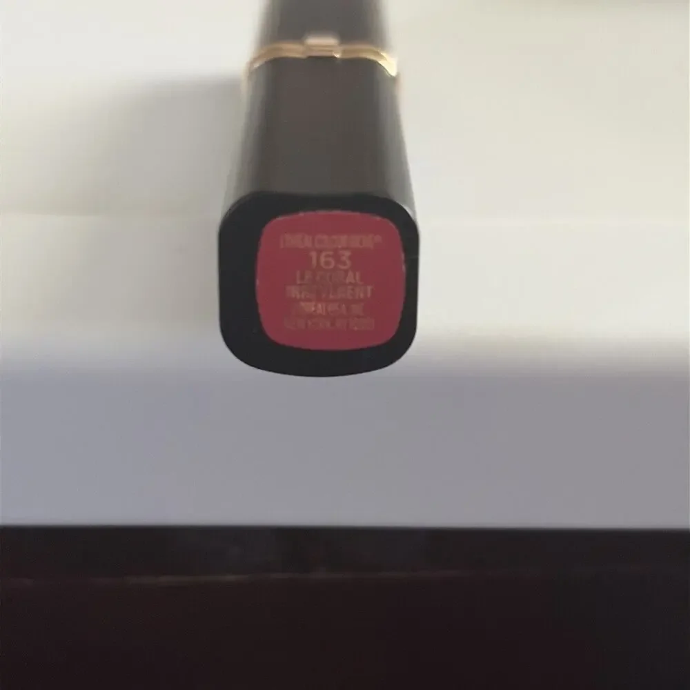 L'OREAL COLOUR RICHE LIPSTICK 163 Le Coral NEW O.06 Makeup